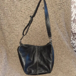Vintage ROOTS CANADA-Black Pebbled Leather-Bucket Bag-Crossbody Hobo-Near Mint